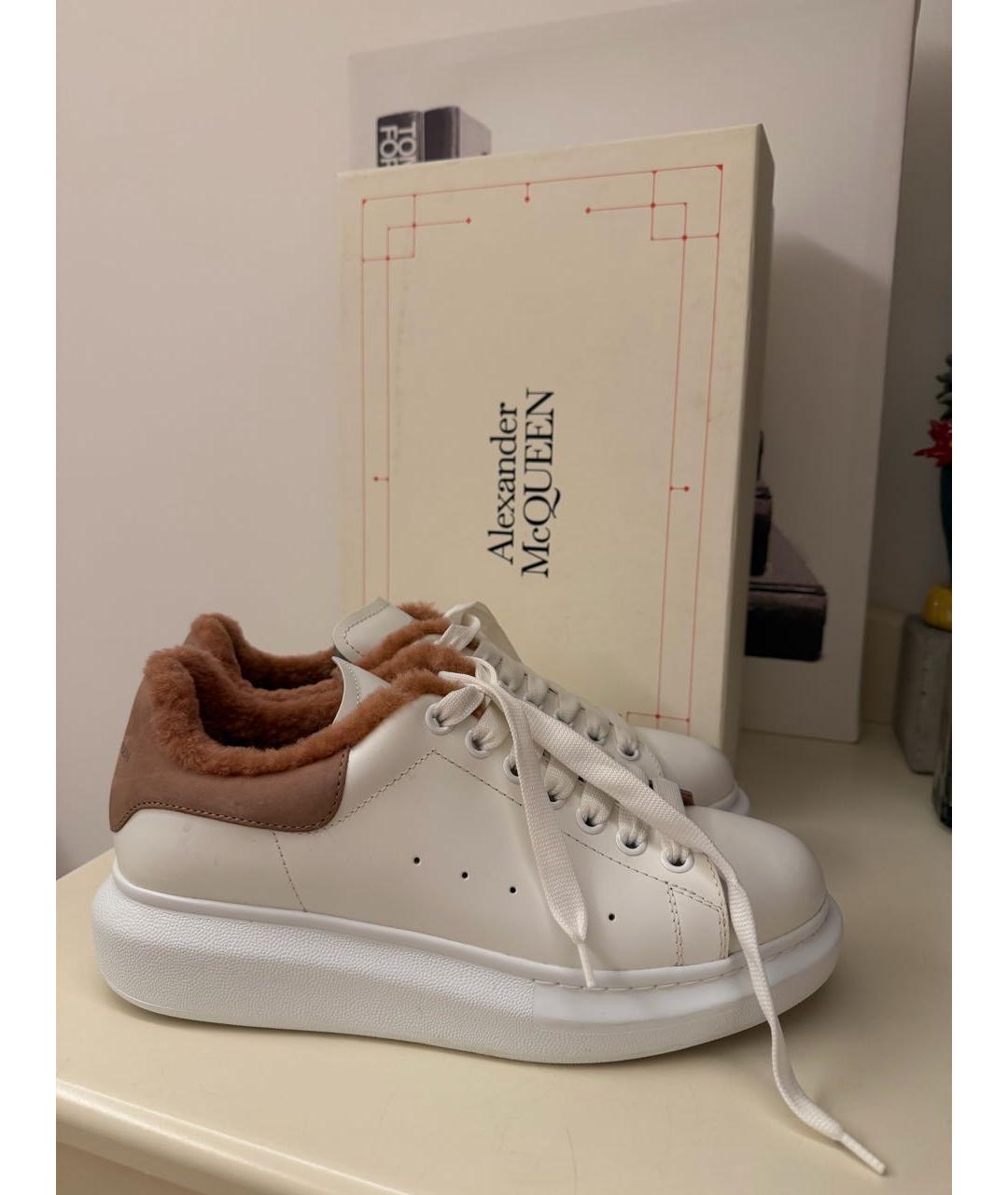 ALEXANDER MCQUEEN Белые кожаные кроссовки, фото 9