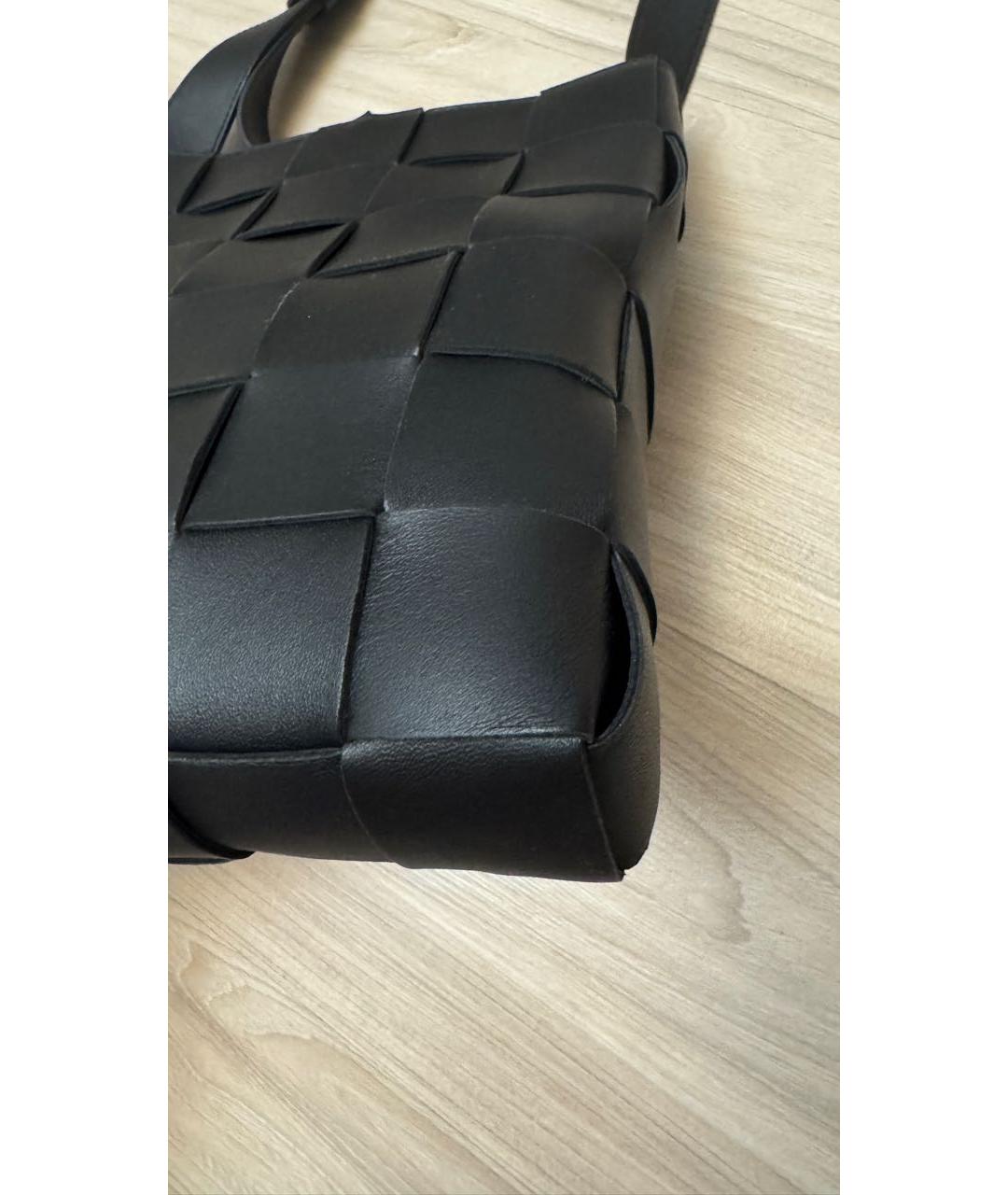 BOTTEGA VENETA Черная кожаная сумка через плечо, фото 6