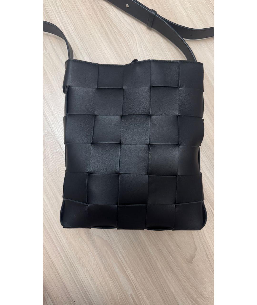 BOTTEGA VENETA Черная кожаная сумка через плечо, фото 3