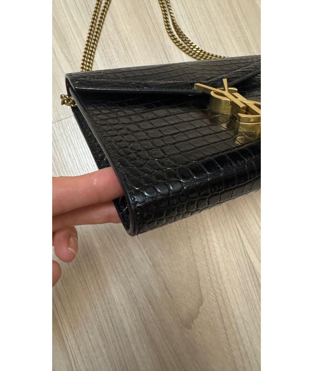 SAINT LAURENT Черная сумка через плечо из лакированной кожи, фото 5