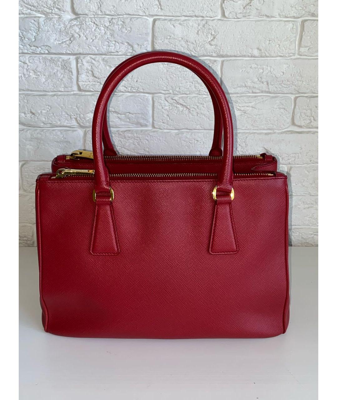 PRADA Бордовая кожаная сумка с короткими ручками, фото 2