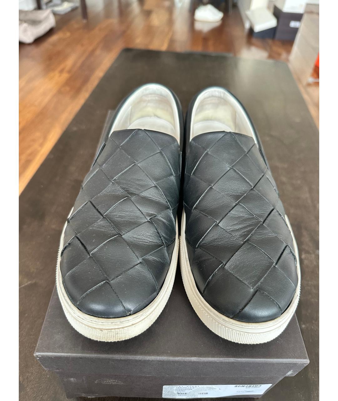 BOTTEGA VENETA Черные кожаные слипоны, фото 2