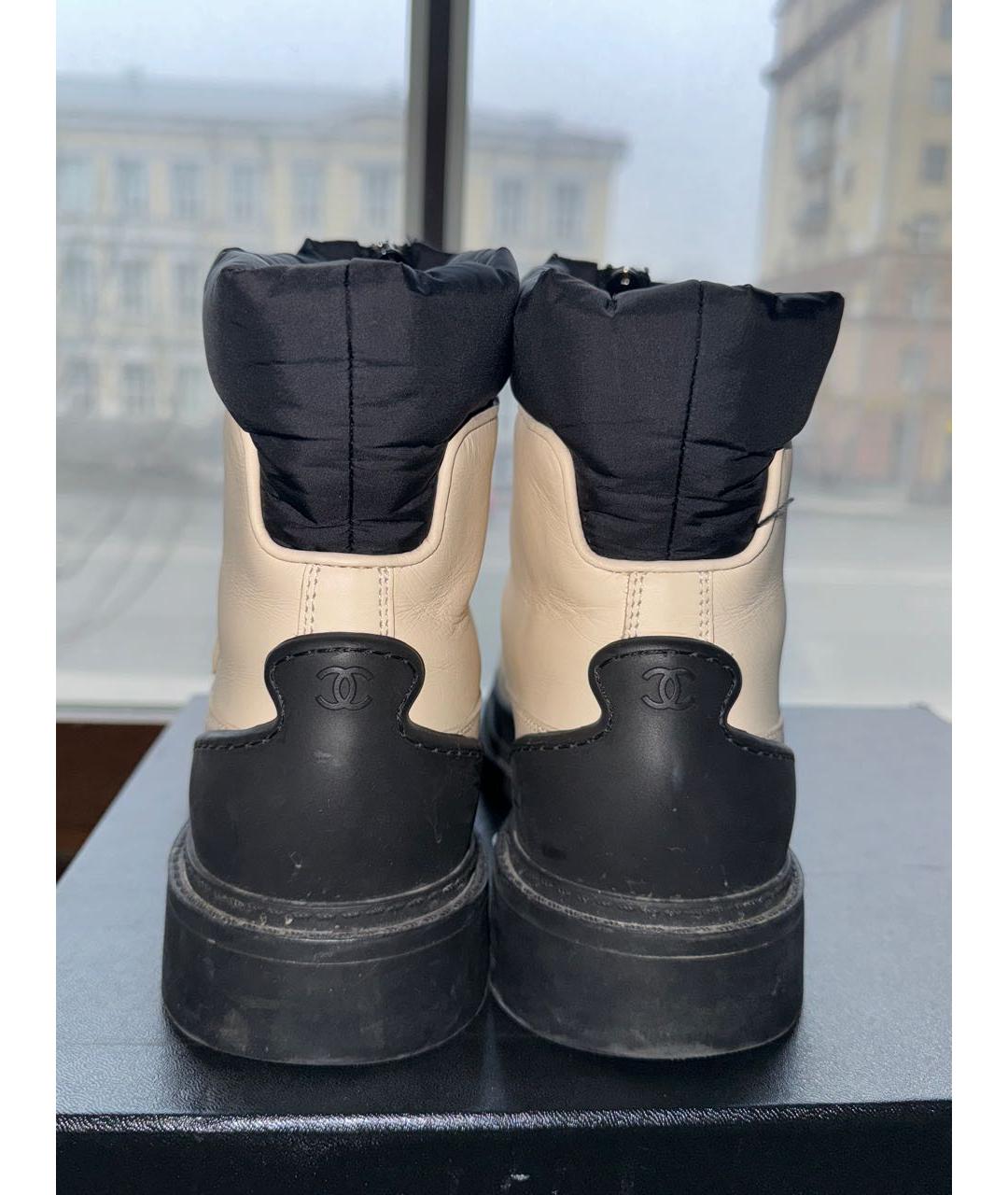 CHANEL Бежевые кожаные ботинки, фото 4