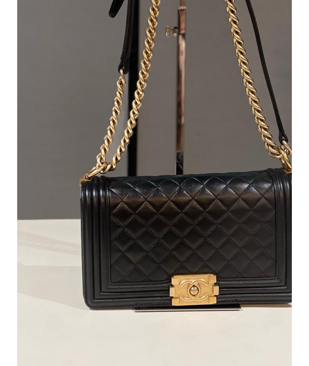 CHANEL Черная кожаная сумка через плечо, фото 3