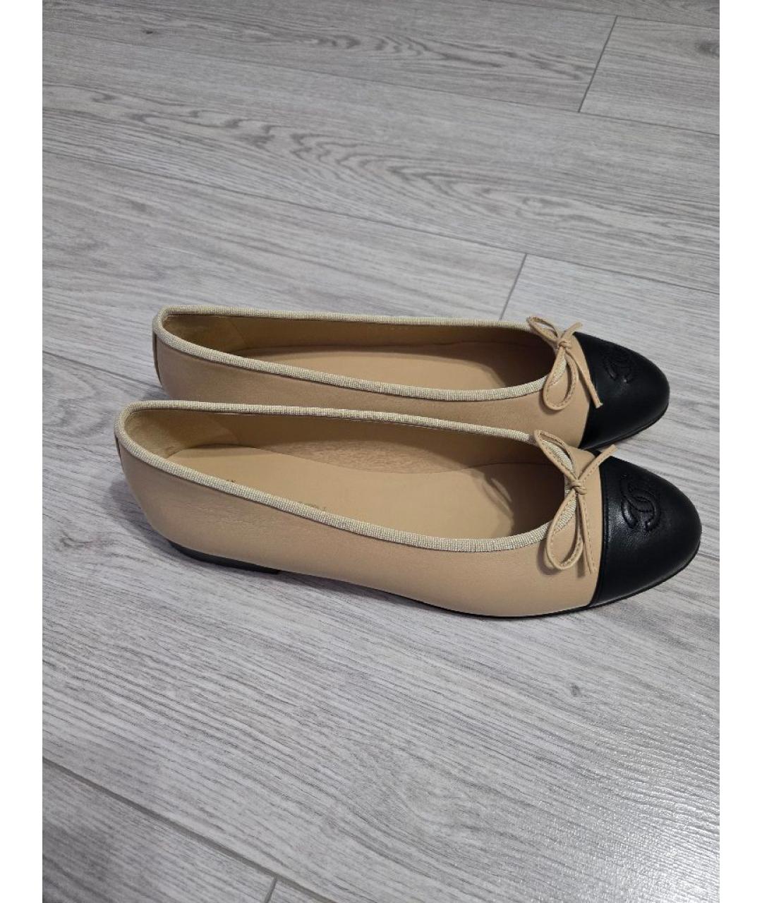 CHANEL Бежевые кожаные балетки, фото 4