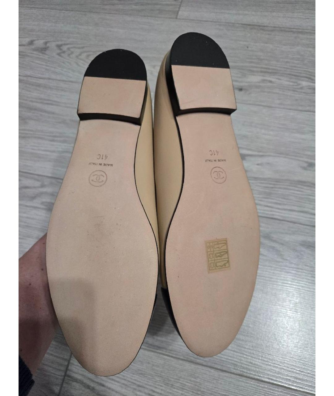 CHANEL Бежевые кожаные балетки, фото 6