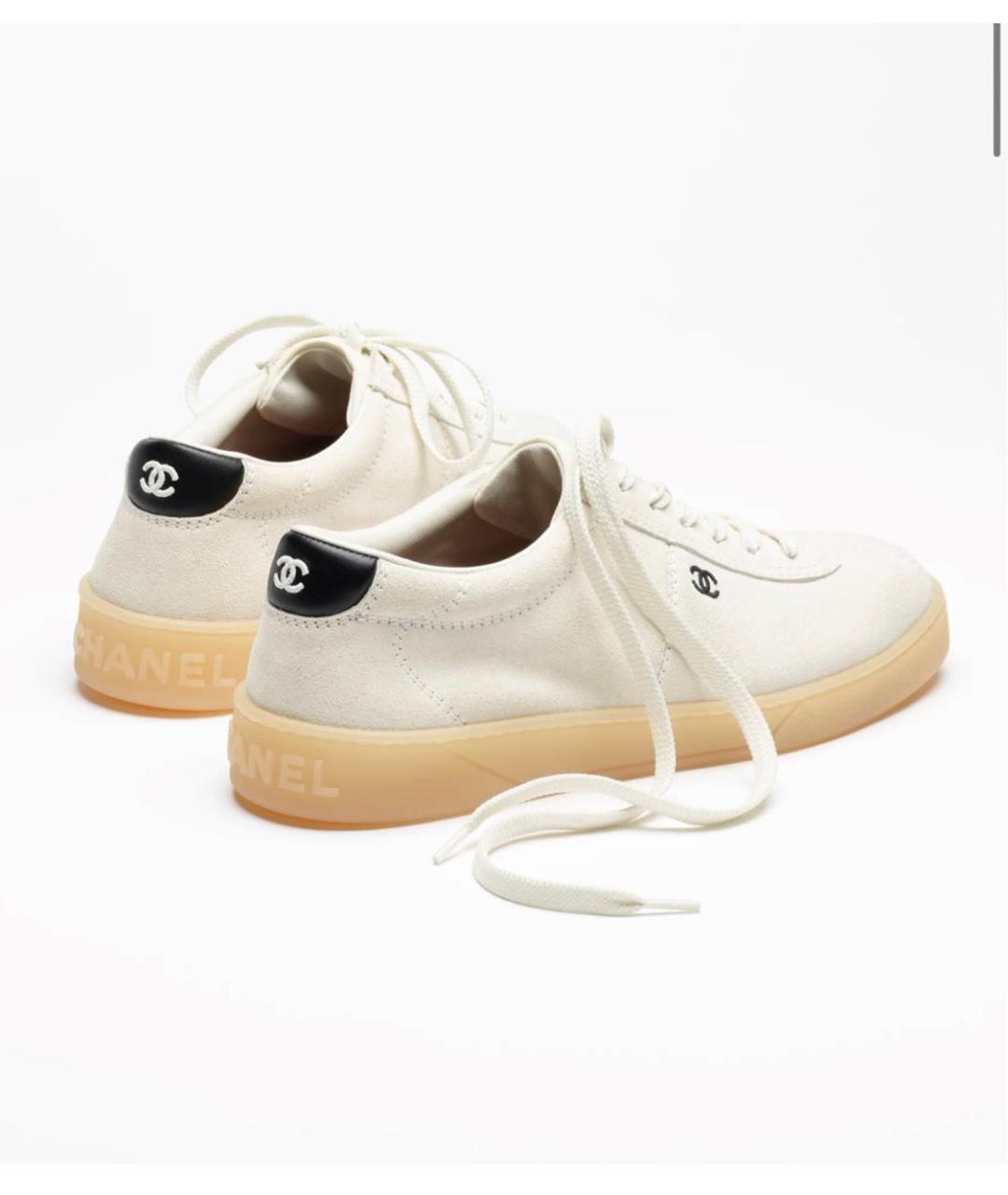 CHANEL Белые замшевые кеды, фото 2