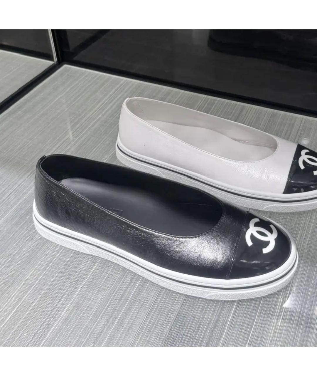 CHANEL Черные кожаные балетки, фото 3