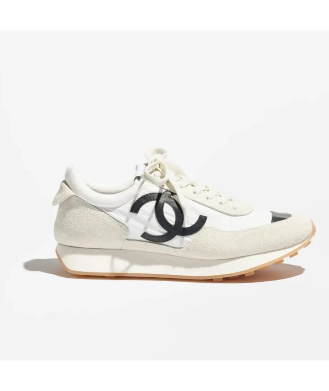 CHANEL Белые замшевые кроссовки, фото 6