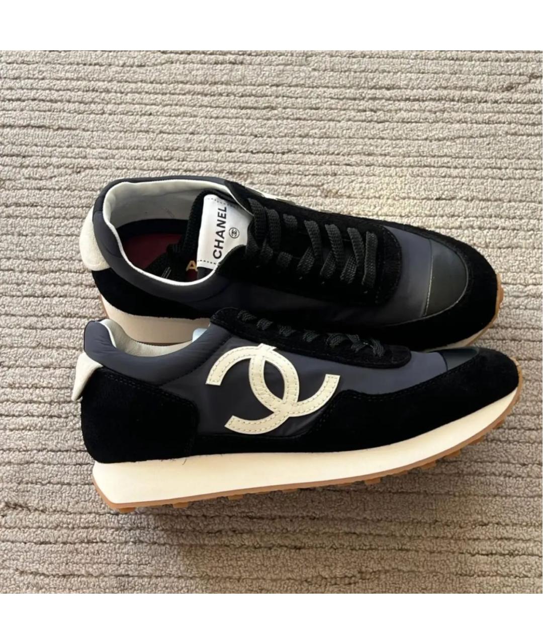 CHANEL Черные замшевые кроссовки, фото 3