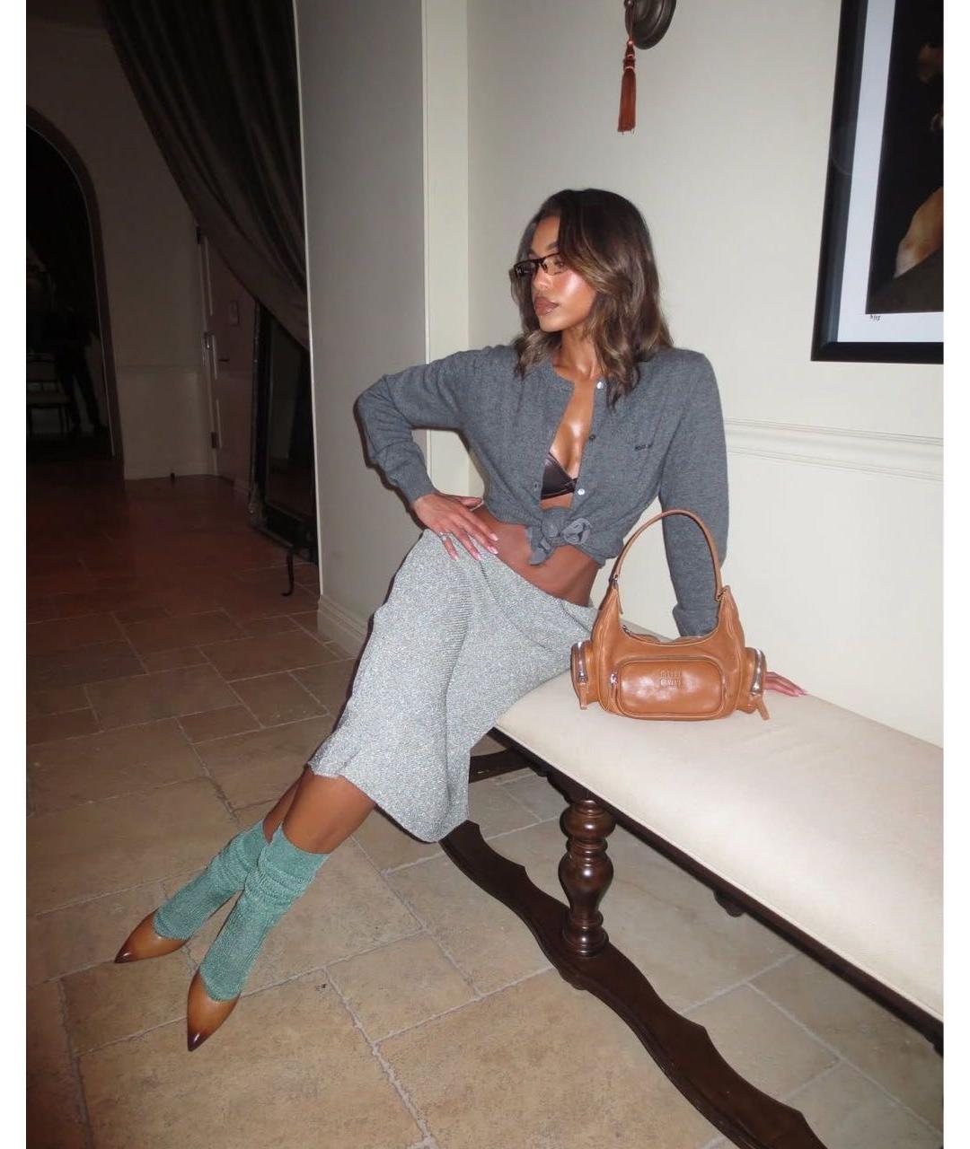 MIU MIU Коричневая кожаная сумка с короткими ручками, фото 4