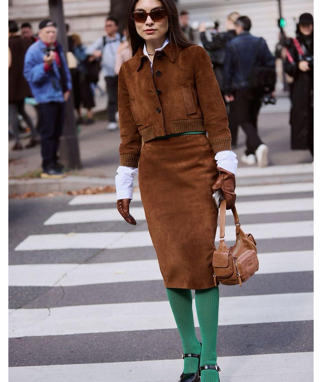 MIU MIU Коричневая кожаная сумка с короткими ручками, фото 6