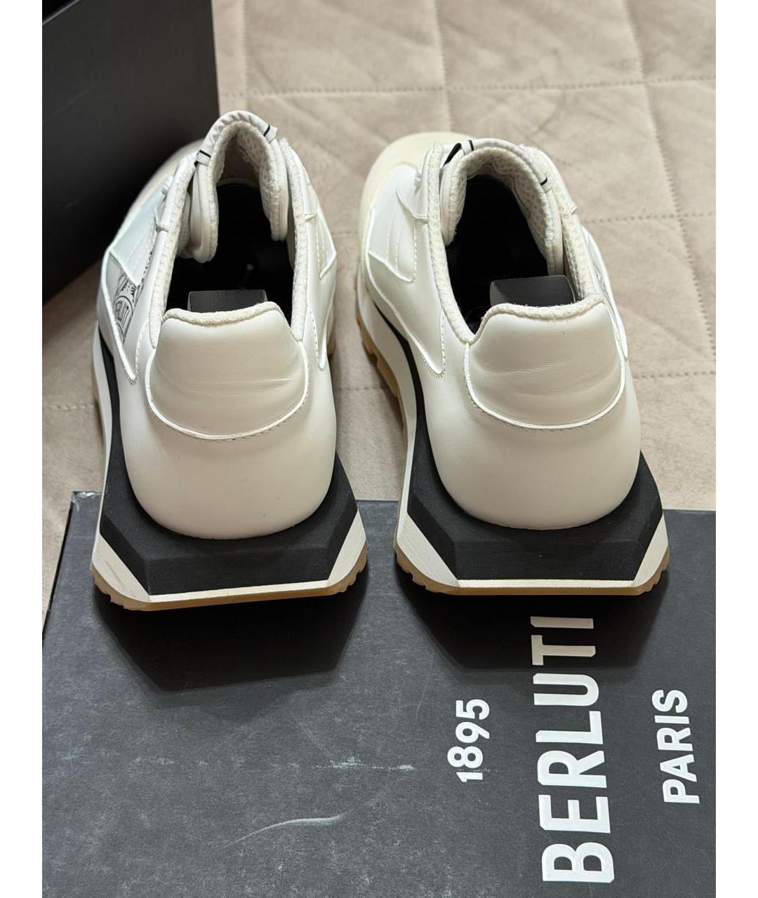 BERLUTI Белые кожаные низкие кроссовки / кеды, фото 6