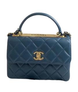 CHANEL Сумка через плечо