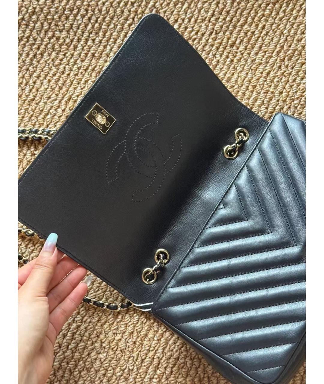 CHANEL Черная кожаная сумка через плечо, фото 4