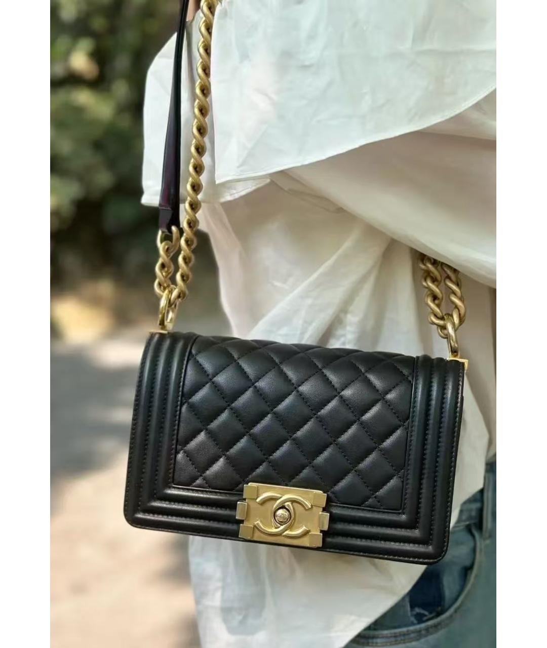 CHANEL Черная кожаная сумка через плечо, фото 6