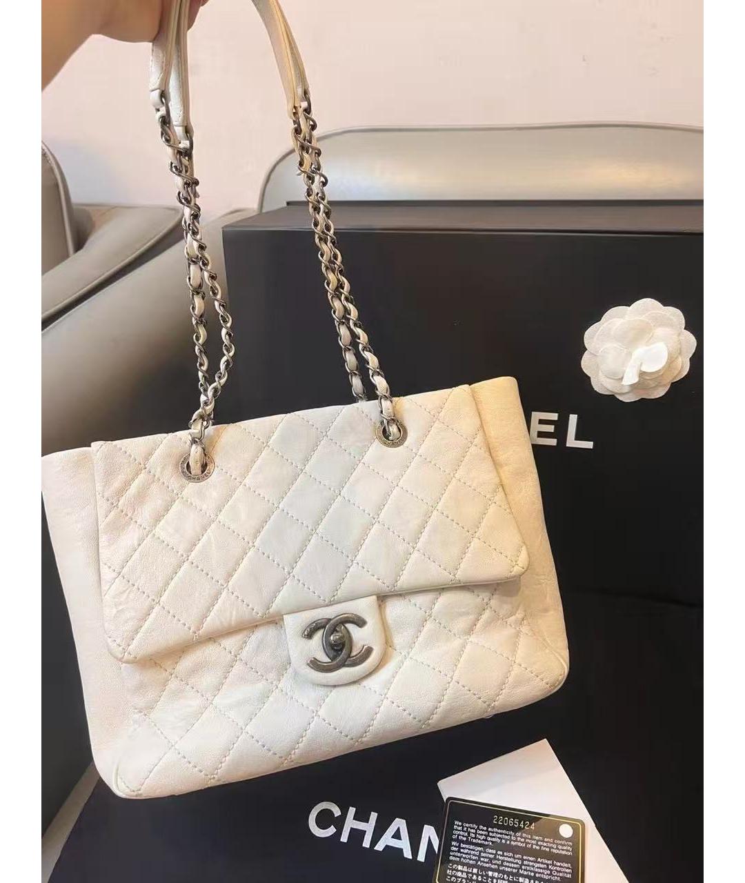 CHANEL Белая кожаная сумка через плечо, фото 6
