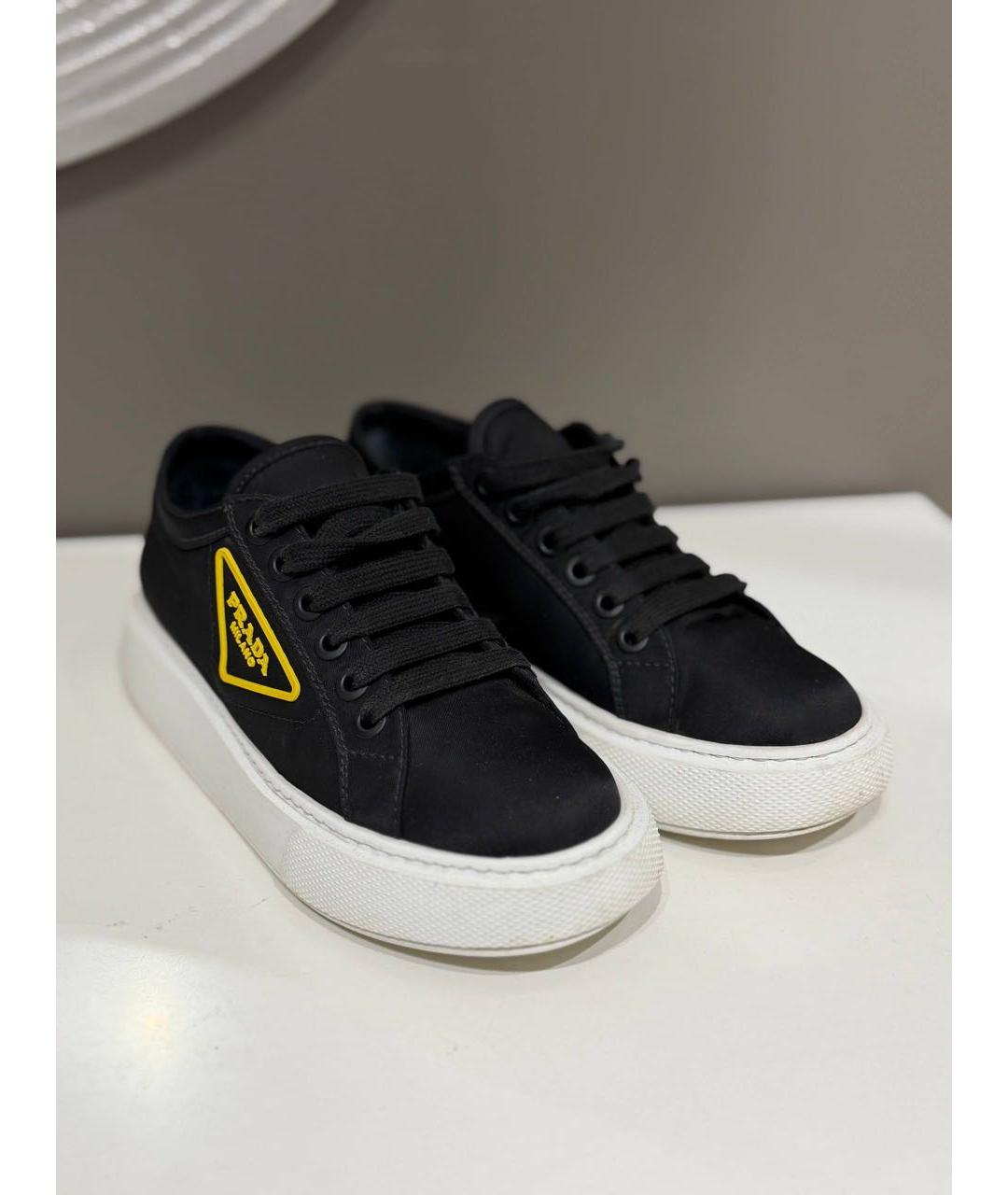 PRADA Черные текстильные кеды, фото 2