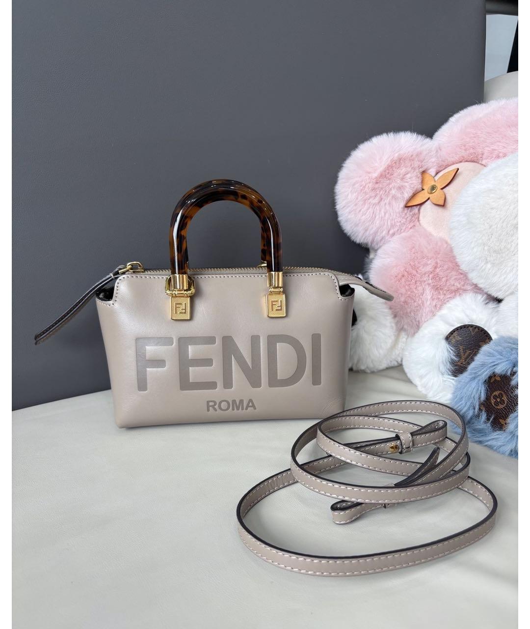 FENDI Серая кожаная сумка с короткими ручками, фото 9