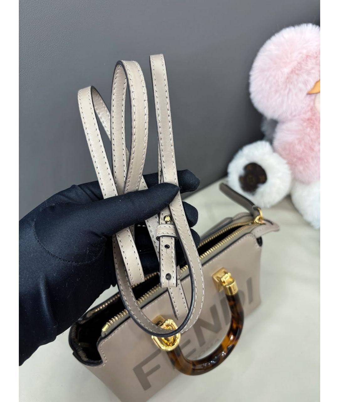 FENDI Серая кожаная сумка с короткими ручками, фото 8