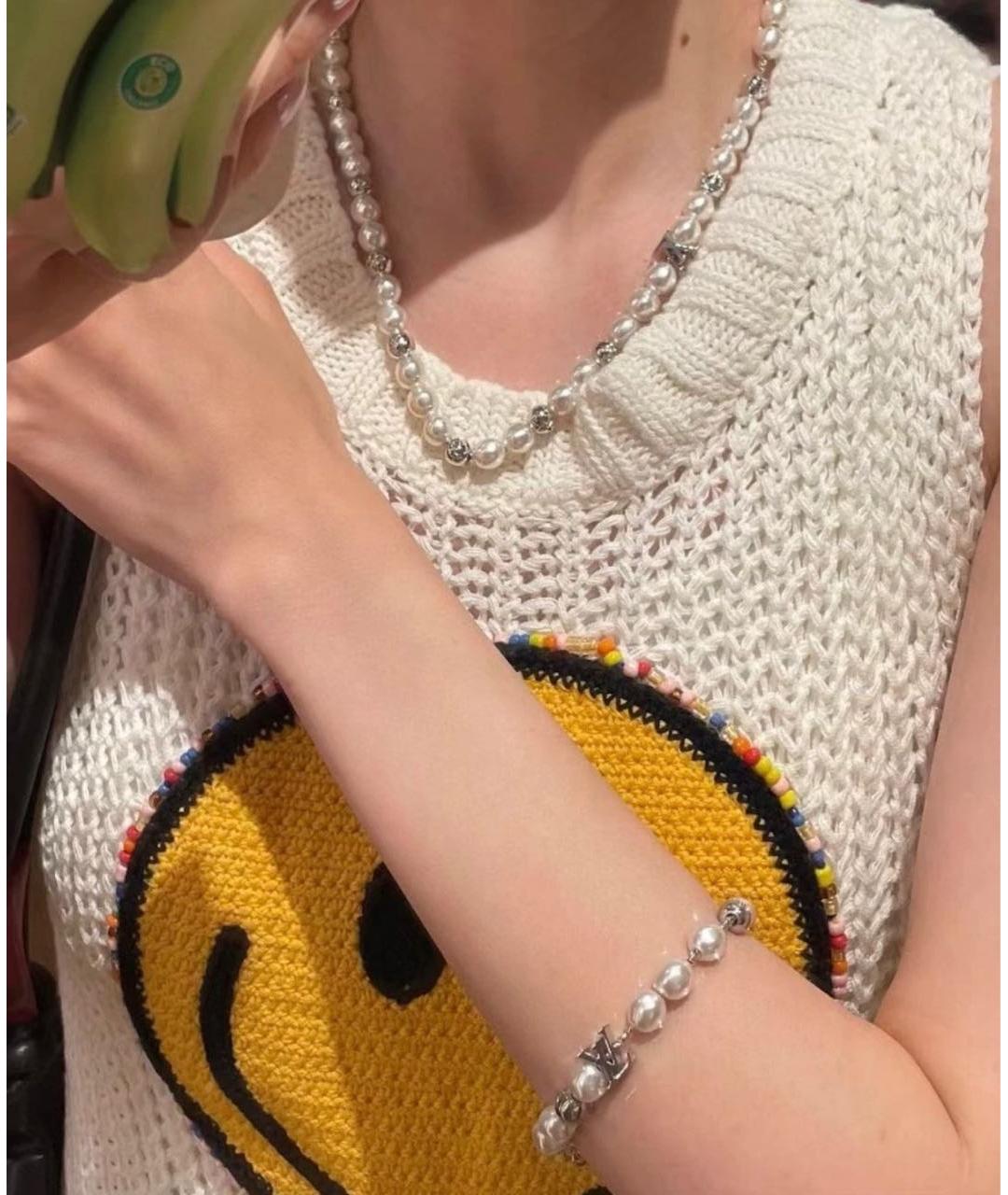 LOUIS VUITTON Белое колье, фото 6