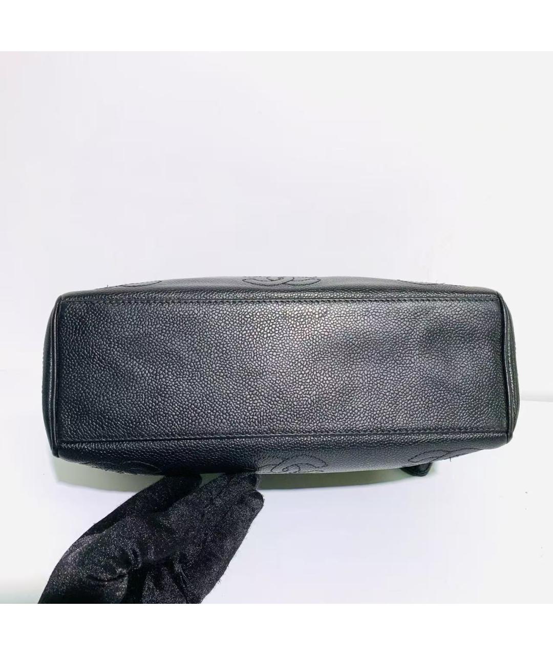 CHANEL Черная кожаная сумка через плечо, фото 3