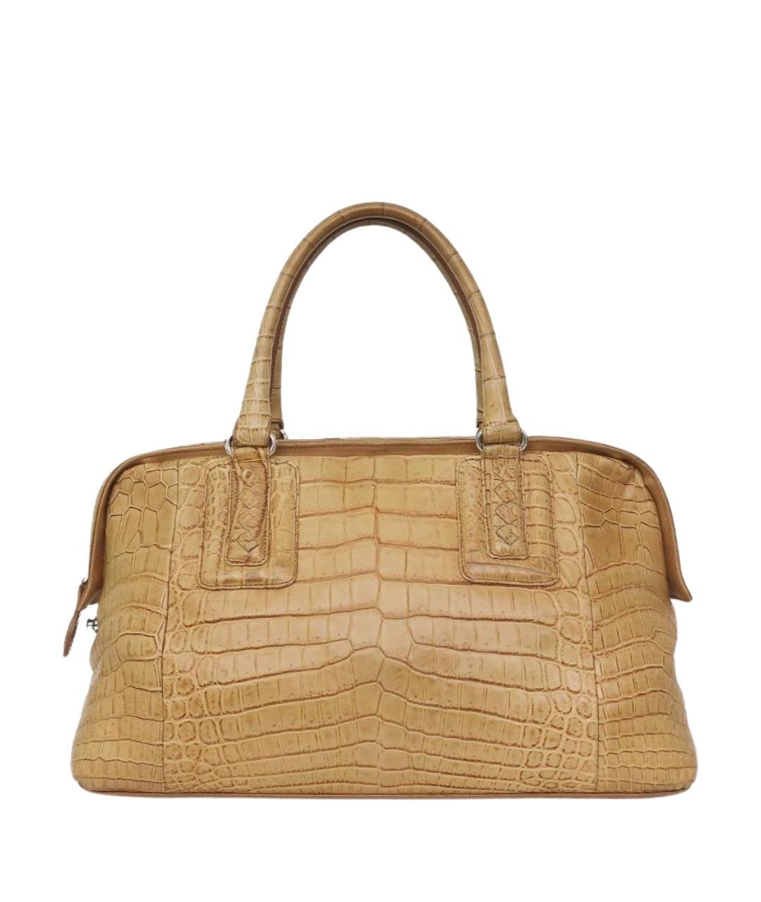 BOTTEGA VENETA Бежевая сумка с короткими ручками из экзотической кожи, фото 1