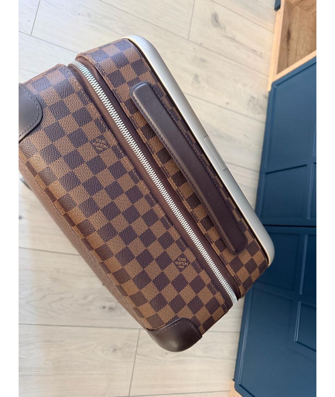 LOUIS VUITTON Коричневый чемодан, фото 7