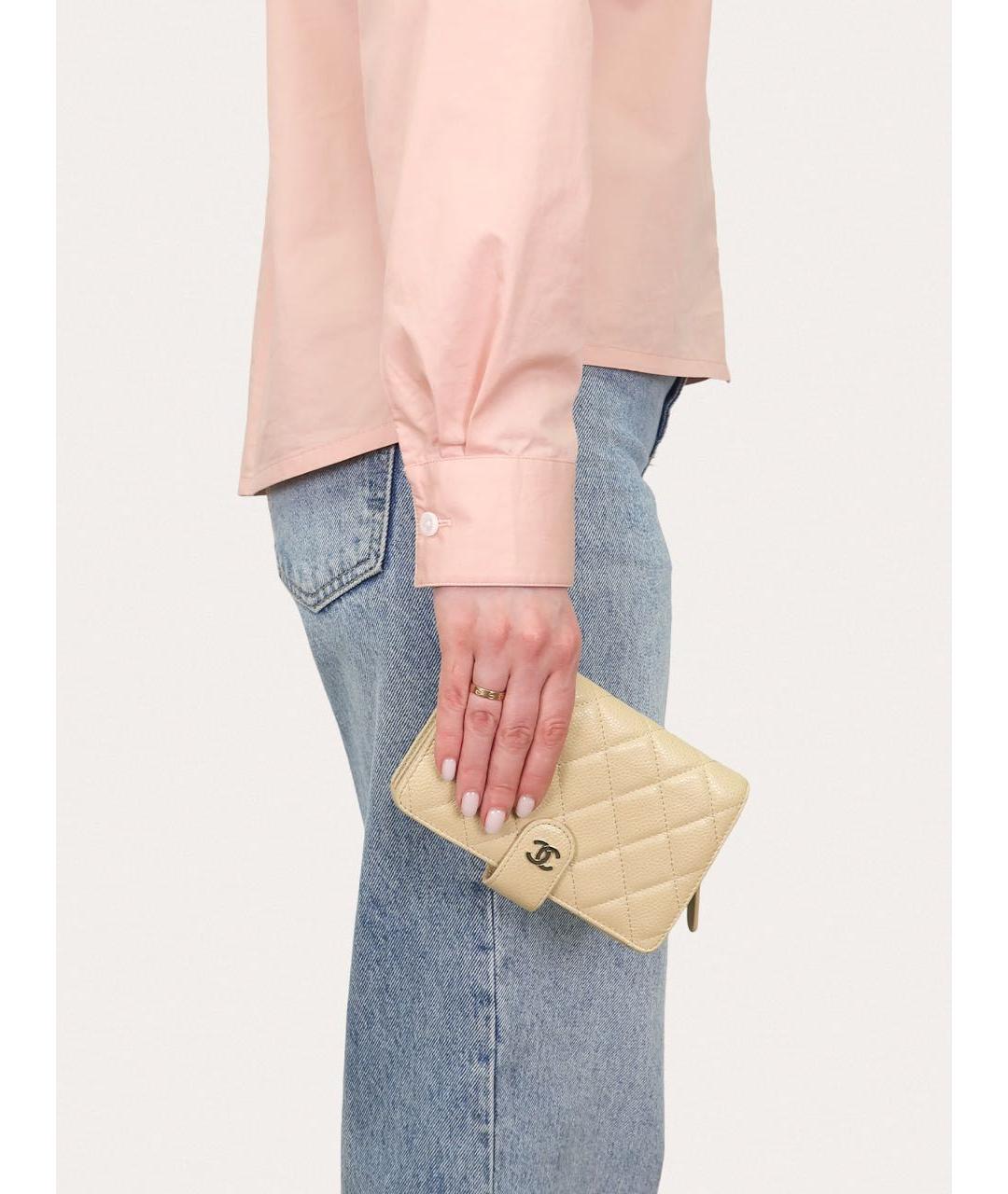 CHANEL Бежевый кожаный кошелек, фото 8