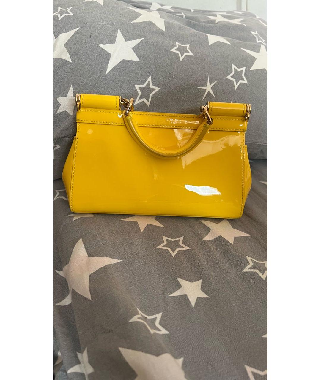 DOLCE&GABBANA Желтая сумка с короткими ручками из лакированной кожи, фото 3