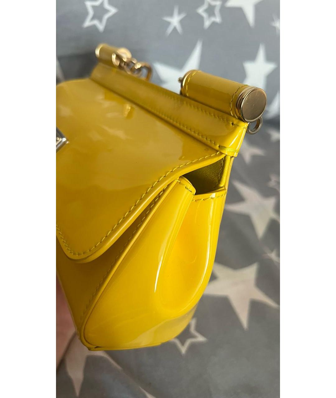 DOLCE&GABBANA Желтая сумка с короткими ручками из лакированной кожи, фото 6