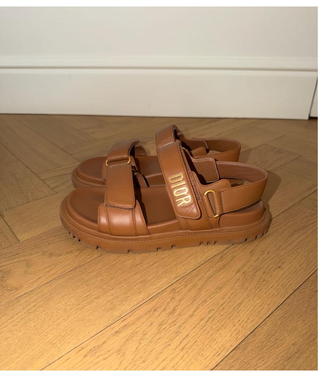 CHRISTIAN DIOR Коричневые кожаные сандалии, фото 5
