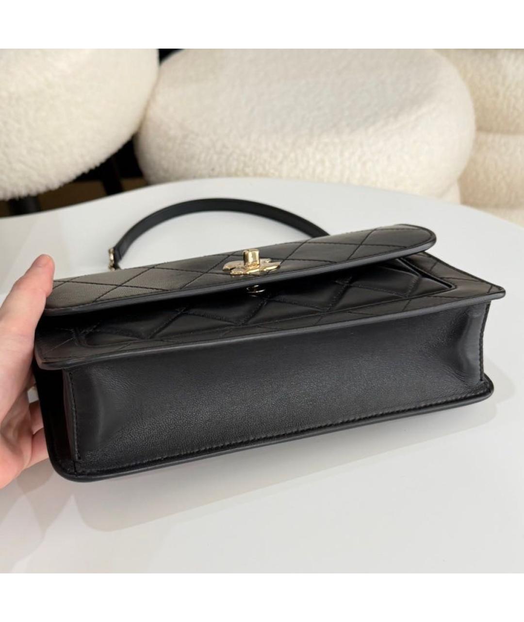 CHANEL Черная кожаная сумка через плечо, фото 4