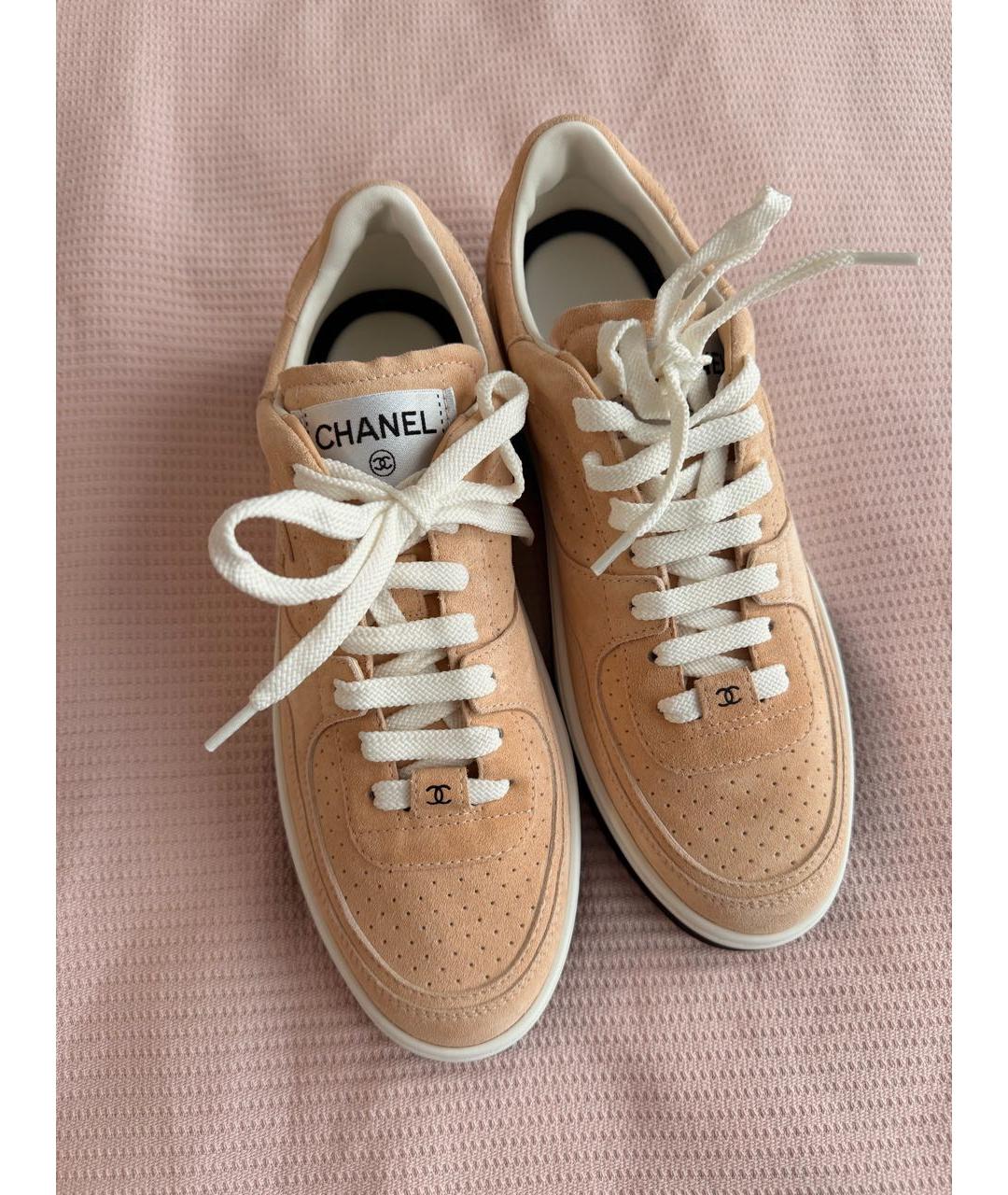 CHANEL Бежевые замшевые кеды, фото 2