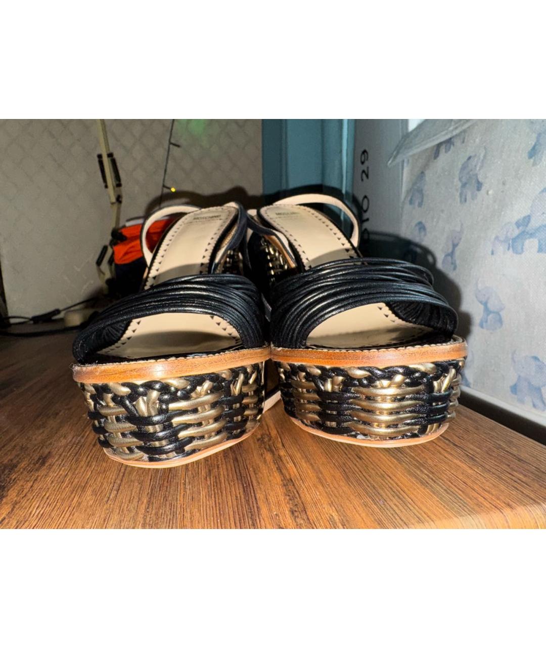 MOSCHINO Черные кожаные босоножки, фото 6