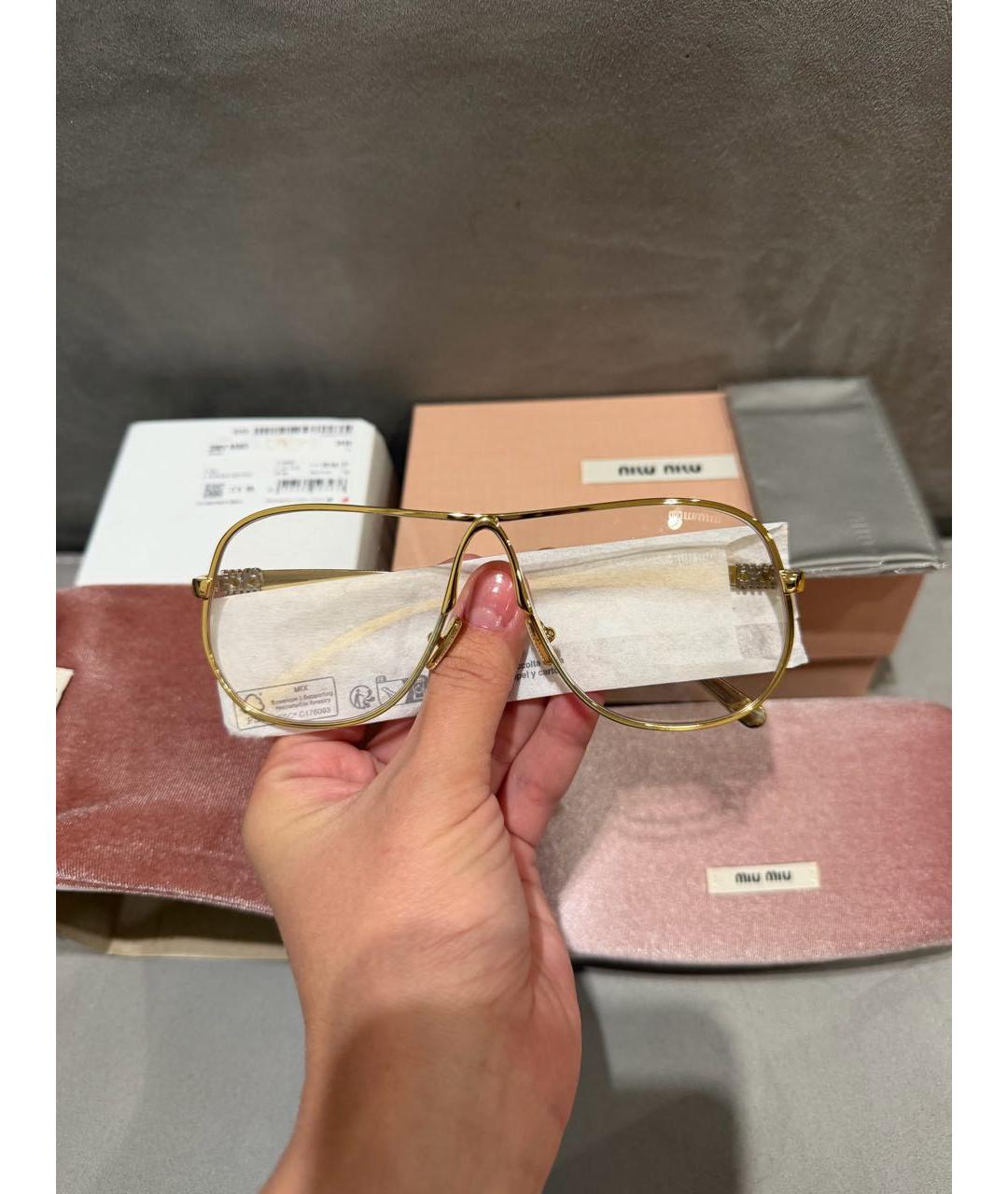 MIU MIU Золотые металлические солнцезащитные очки, фото 5