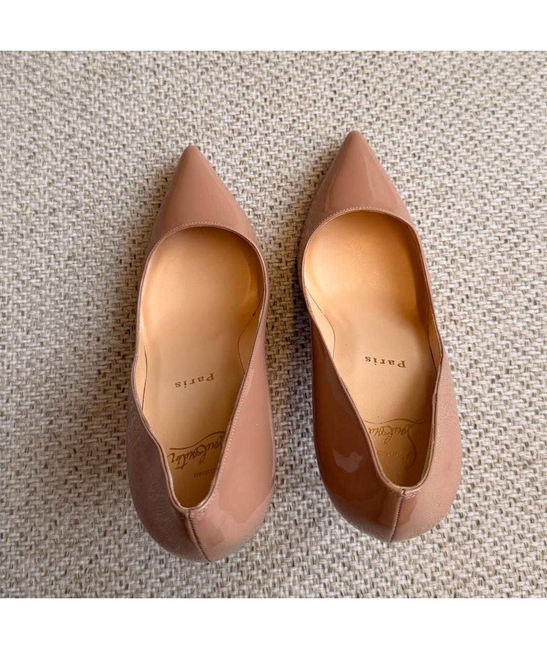 CHRISTIAN LOUBOUTIN Бежевые туфли из лакированной кожи, фото 3