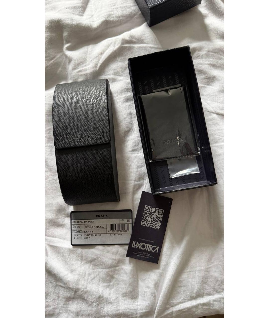 PRADA Черные пластиковые солнцезащитные очки, фото 3