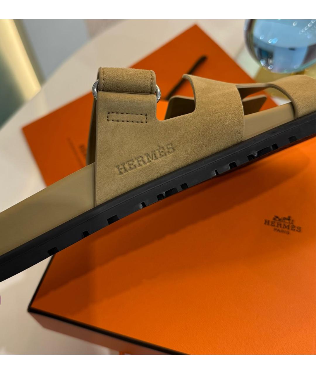 HERMES Бежевые замшевые шлепанцы, фото 3