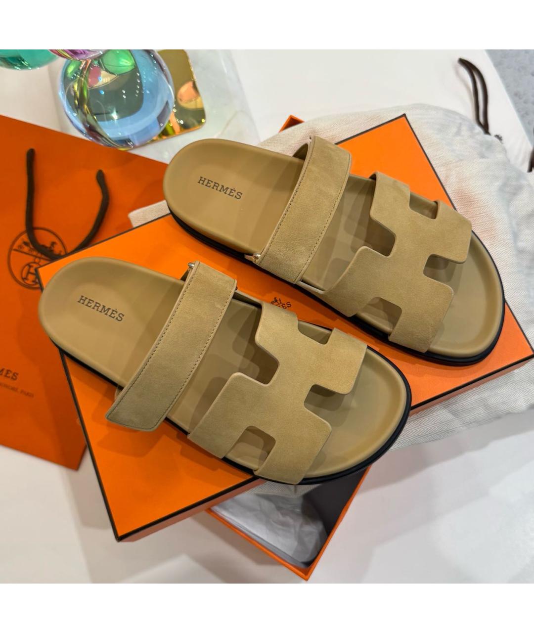 HERMES Бежевые замшевые шлепанцы, фото 6