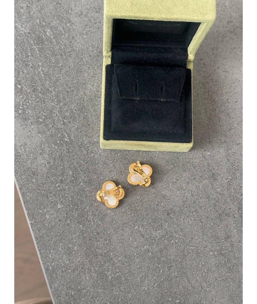 VAN CLEEF & ARPELS Белые серьги из желтого золота, фото 2