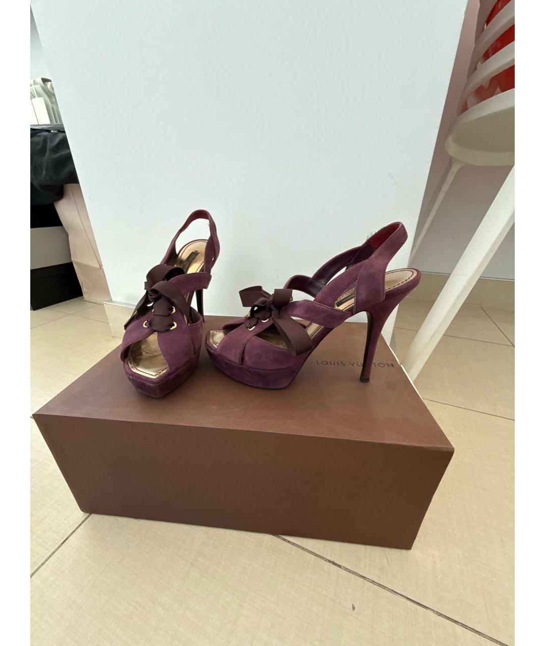 LOUIS VUITTON Фиолетовые замшевые босоножки, фото 8