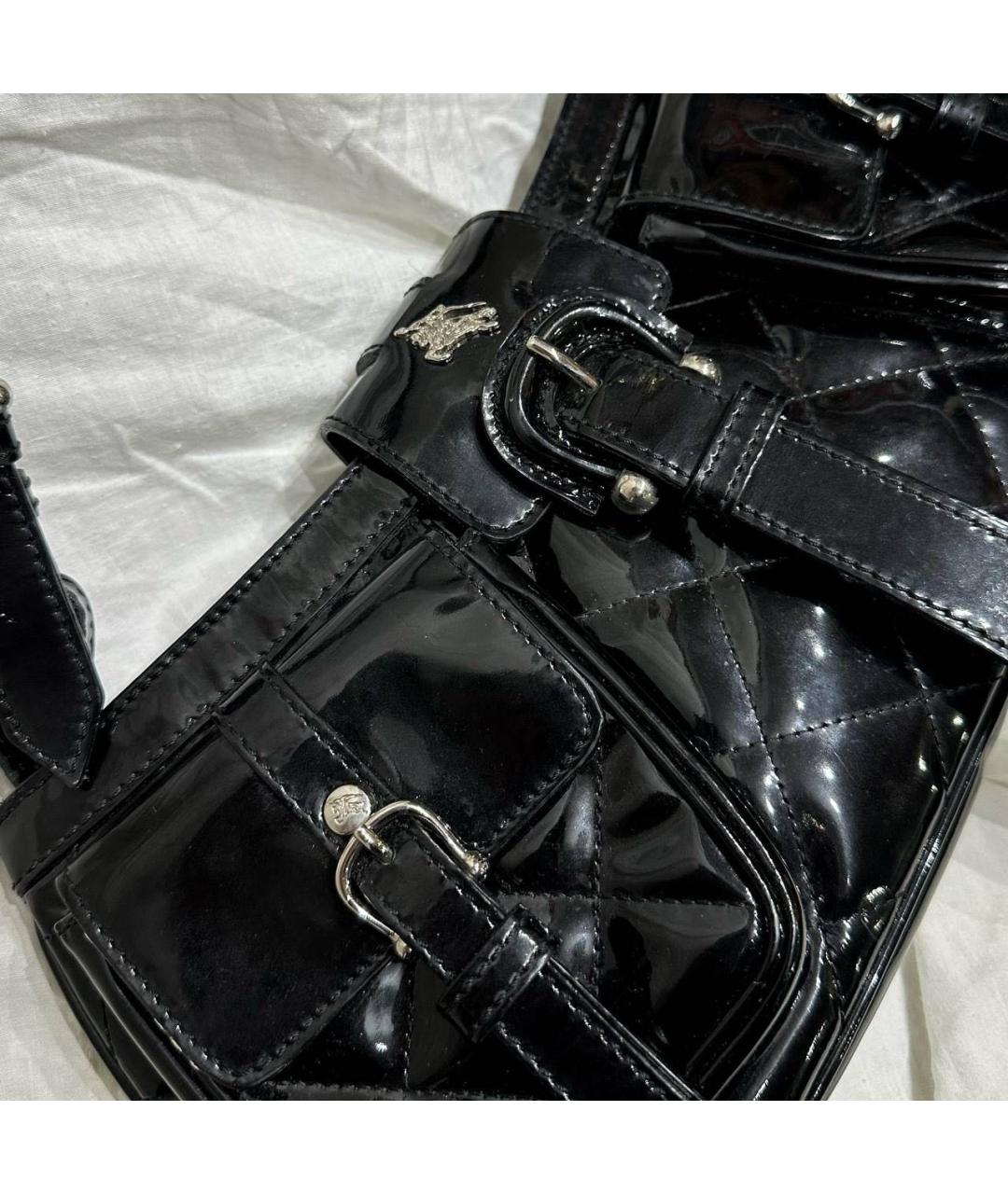 BURBERRY Черная сумка через плечо из лакированной кожи, фото 3