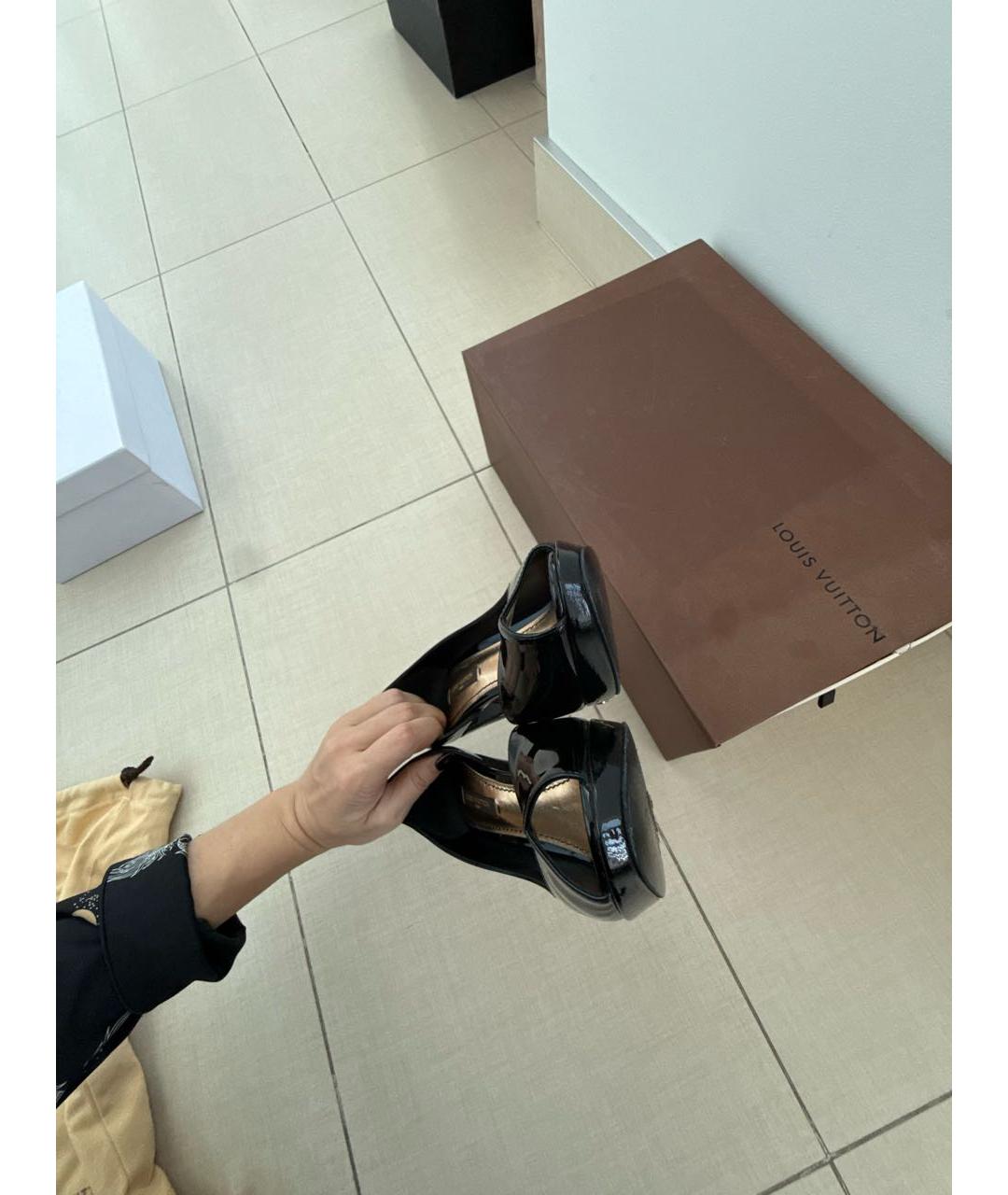 LOUIS VUITTON Черные туфли из лакированной кожи, фото 5