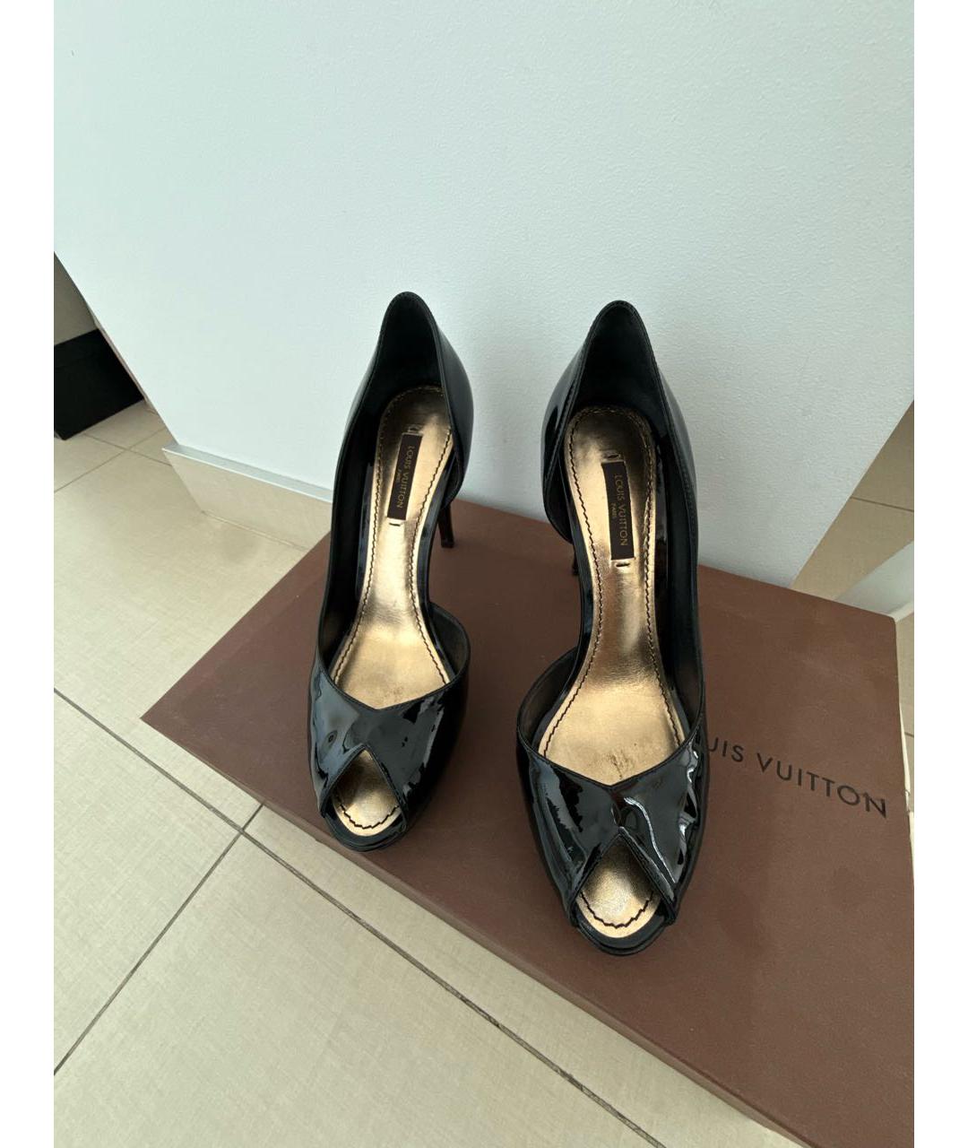 LOUIS VUITTON Черные туфли из лакированной кожи, фото 2