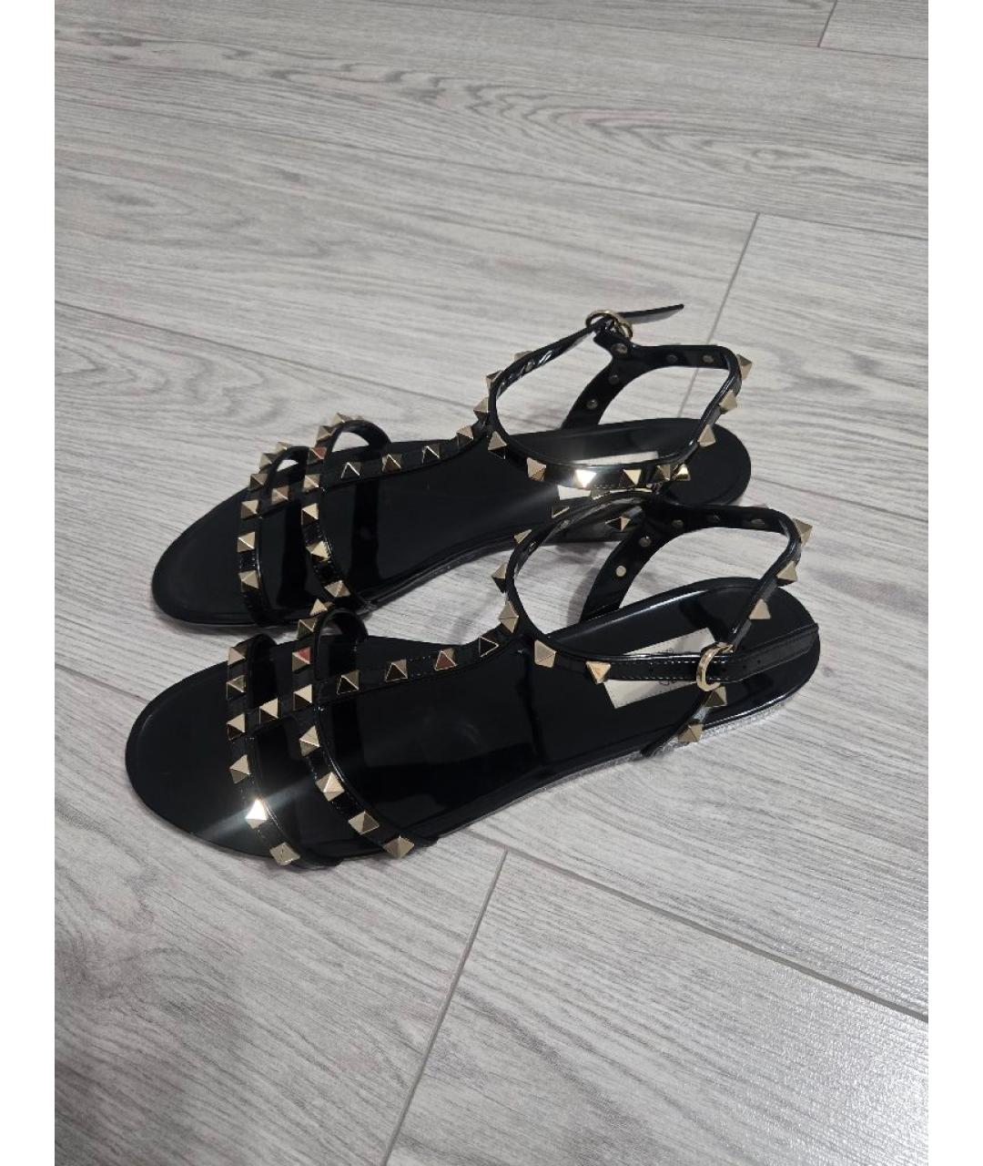 VALENTINO Черные резиновые сандалии, фото 4