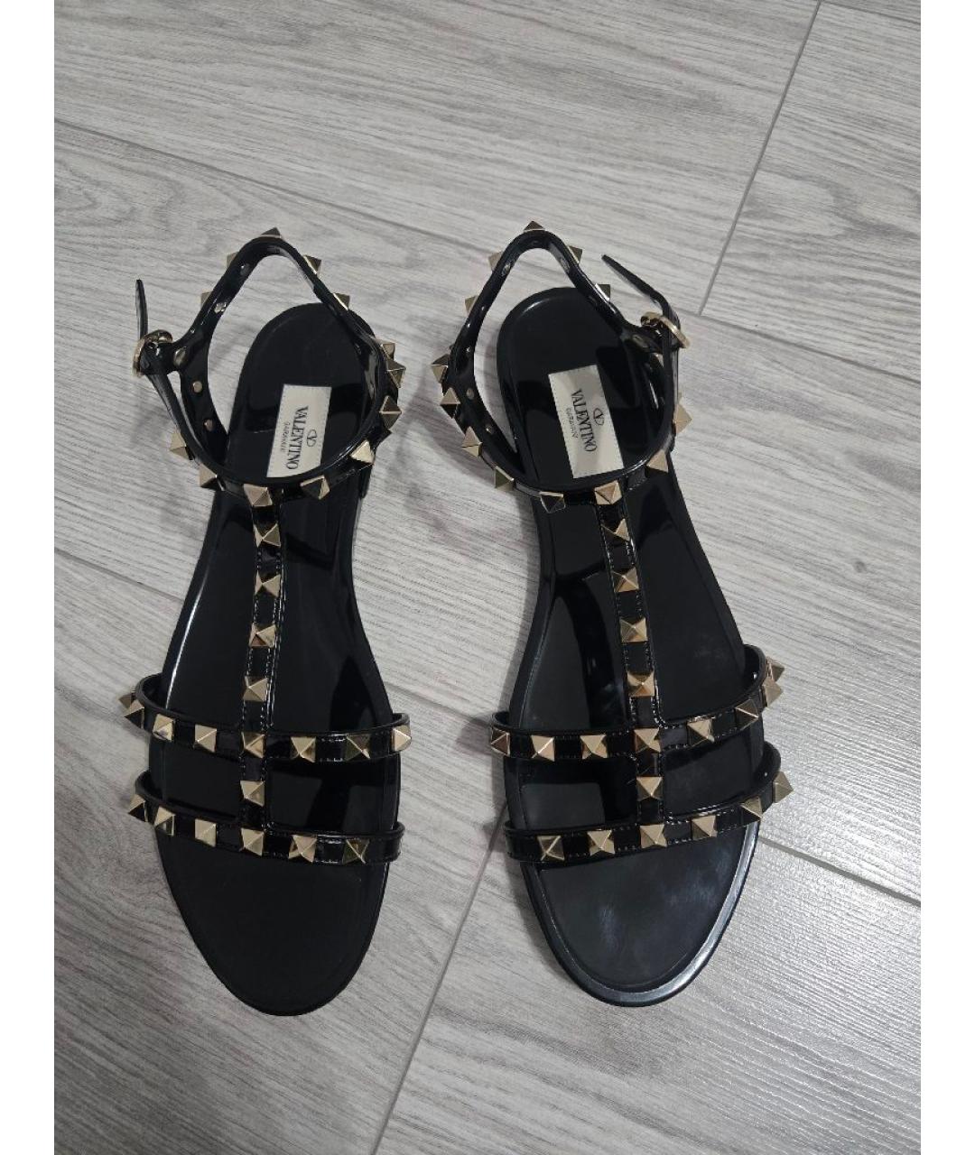 VALENTINO Черные резиновые сандалии, фото 2