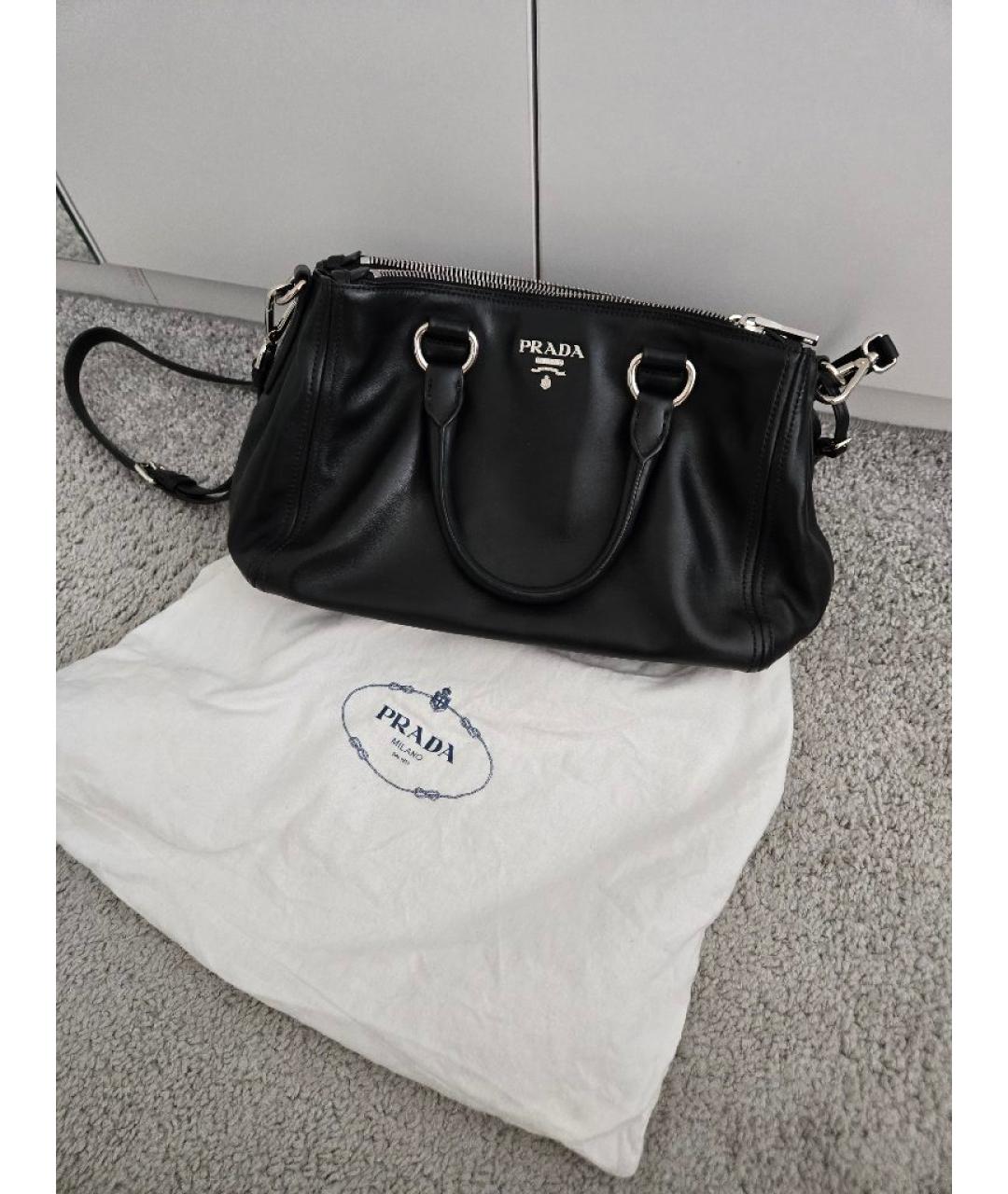 PRADA Черная кожаная сумка с короткими ручками, фото 2