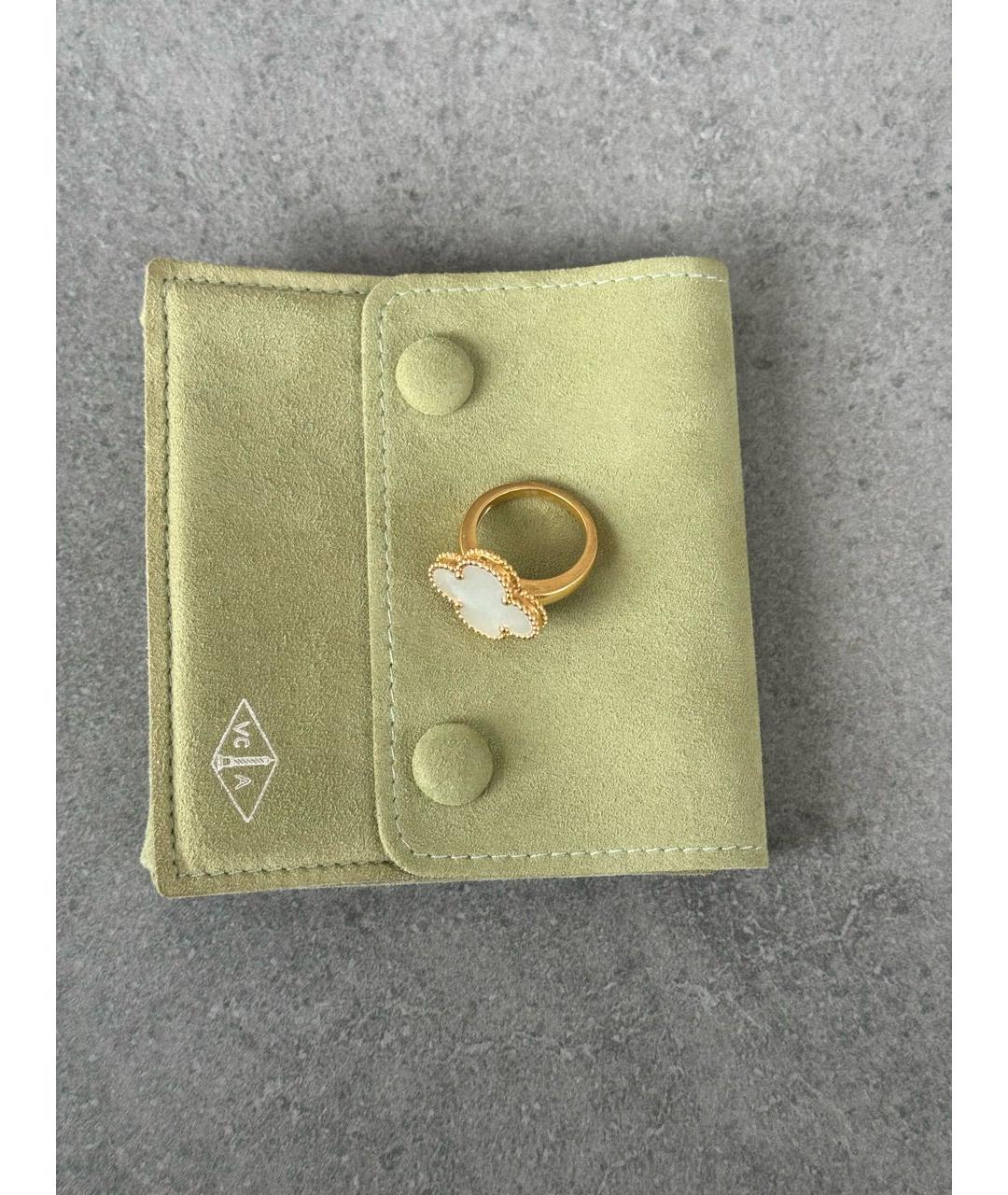 VAN CLEEF & ARPELS Коралловое кольцо из желтого золота, фото 6