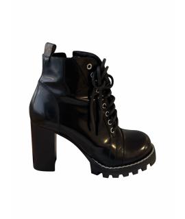 LOUIS VUITTON Ботинки